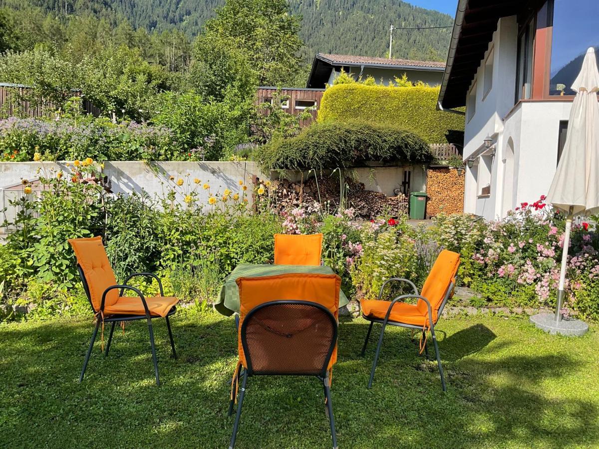Comfortable Apartment In A Beautiful Surrounding Sautens Exterior foto