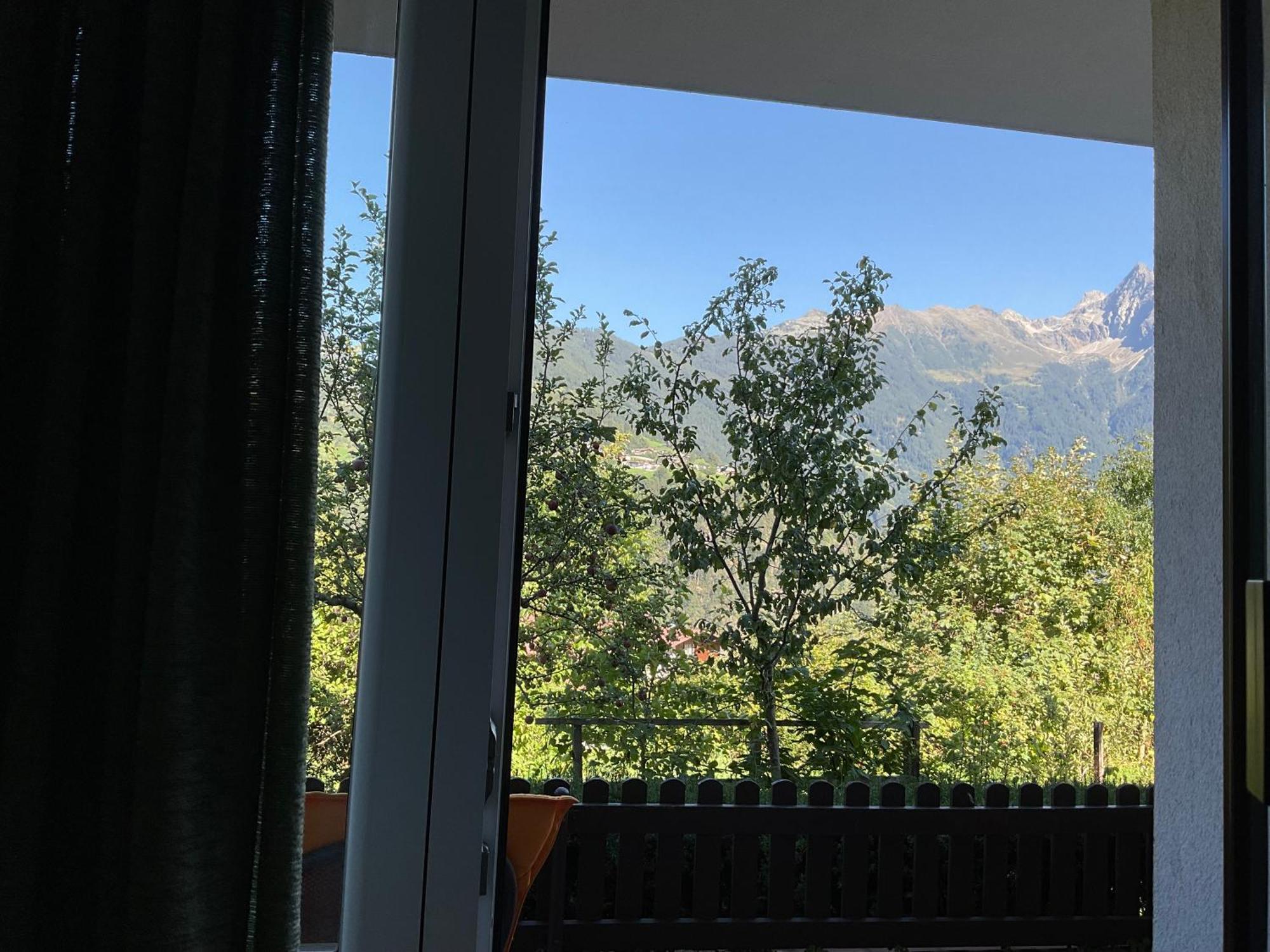 Comfortable Apartment In A Beautiful Surrounding Sautens Exterior foto