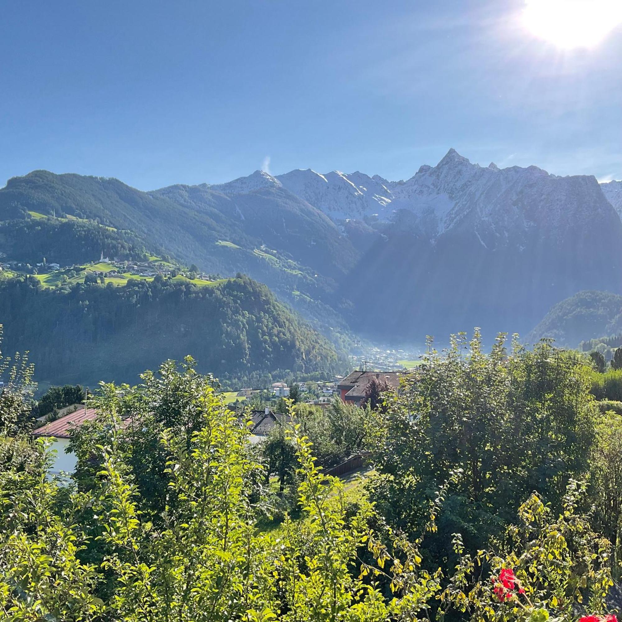 Comfortable Apartment In A Beautiful Surrounding Sautens Exterior foto